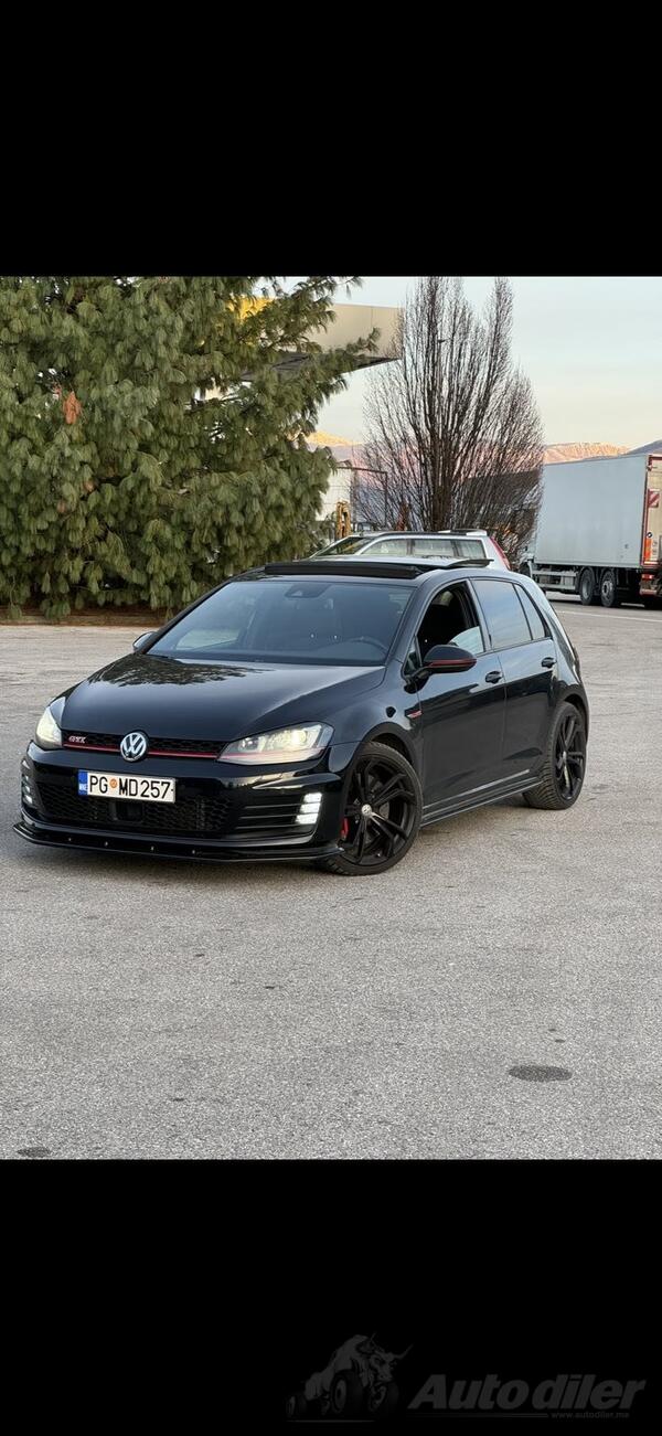 Volkswagen - Golf GTI - 2.0 tsi