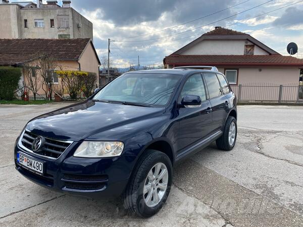 Volkswagen - Touareg