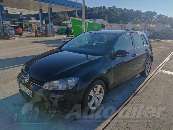 Volkswagen - Golf 7 - 2.0 TDI