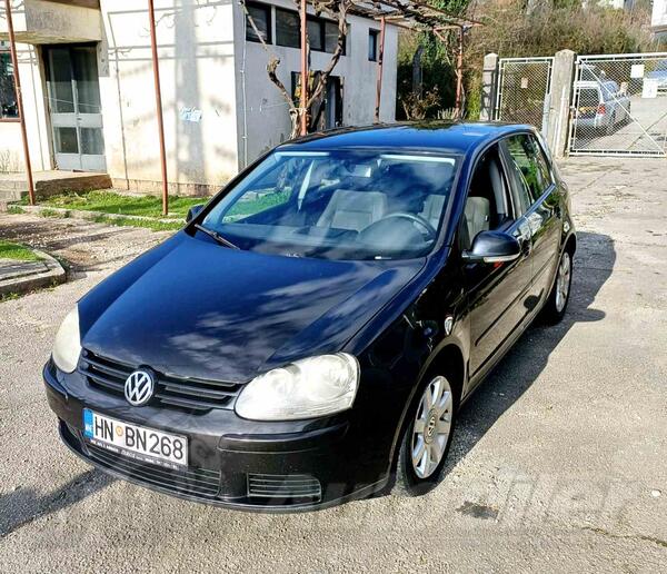 Volkswagen - Golf 5 - 1.9 TDI
