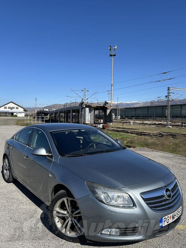 Opel - Insignia - 2.0