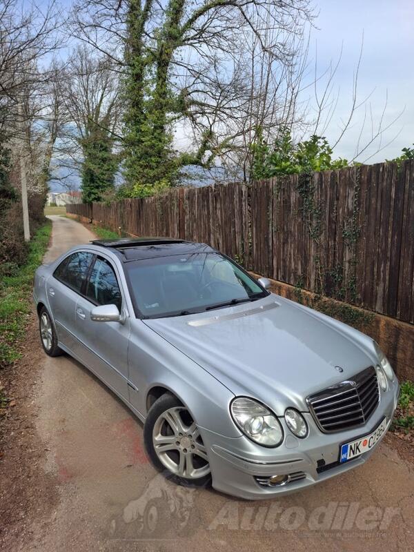 Mercedes Benz - E 300 - E300 CDI BLUETEC