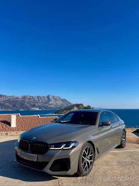 BMW - 520