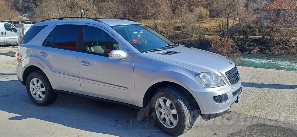 Mercedes Benz - ML 280 - 280
