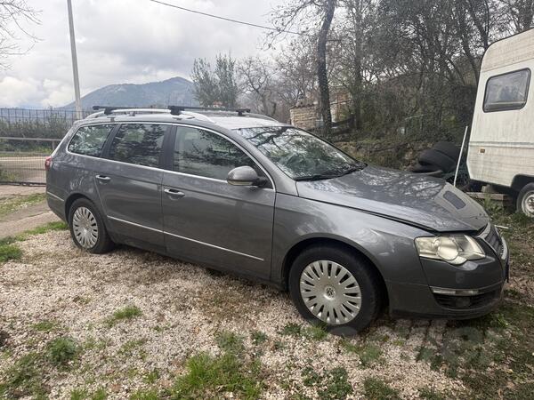 Volkswagen - Passat - 2.0 TDI