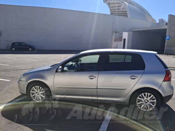 Volkswagen - Golf 5 - 2.0Tdi