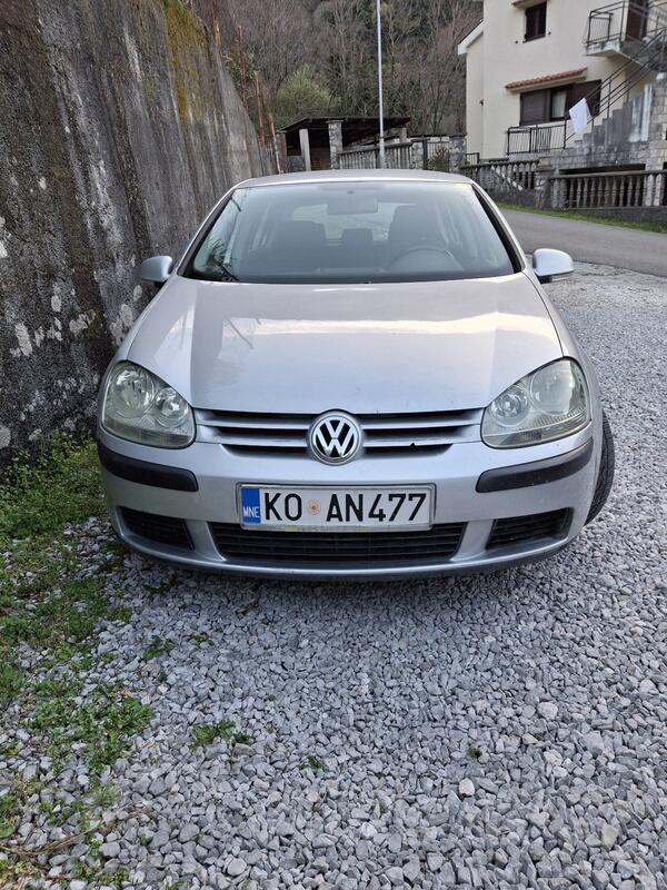 Volkswagen - Golf 5 - 1.9 TDI