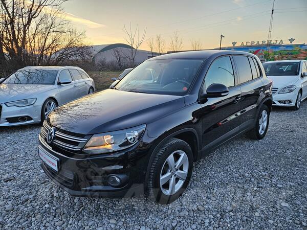 Volkswagen - Tiguan - 2.0 Tdi