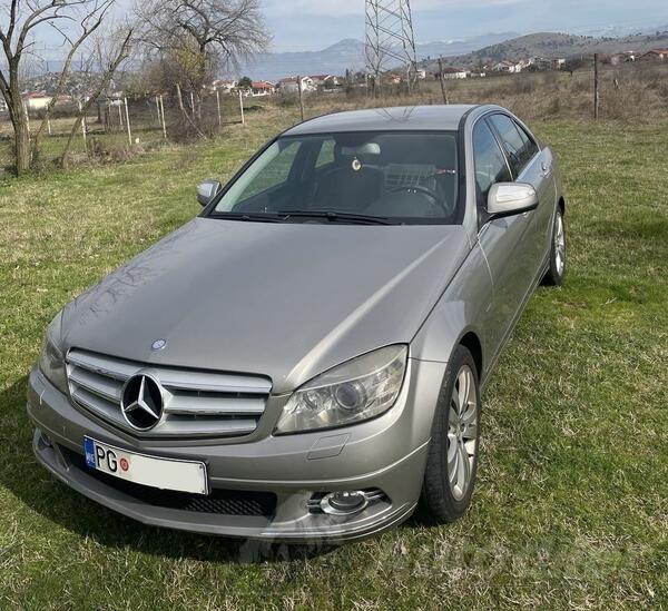 Mercedes Benz - C 220