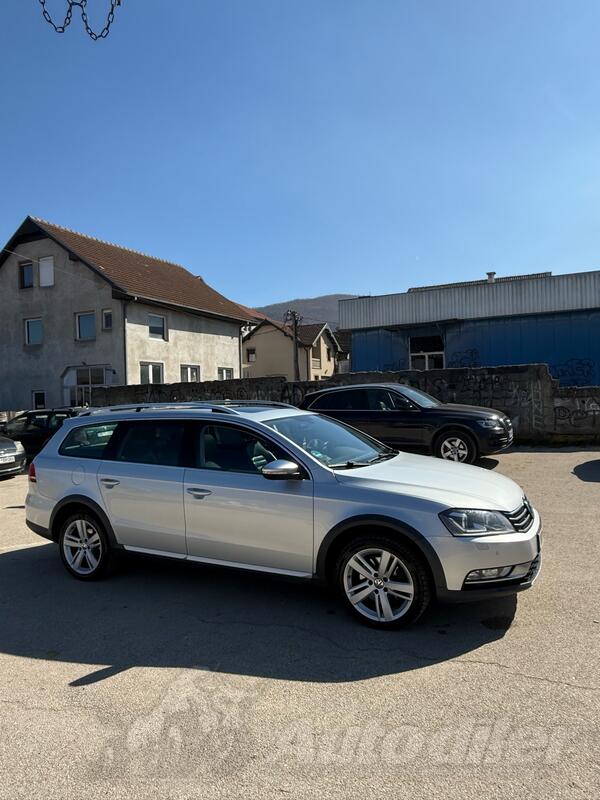 Volkswagen - Passat Alltrack - 2.0