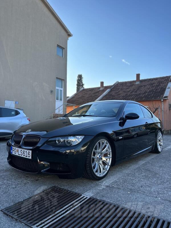 BMW - 325 - 3.0 D