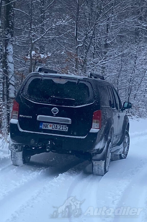 Nissan - Pathfinder - 4.0