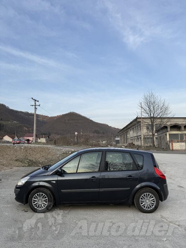 Renault - Scenic - 1.5 dci