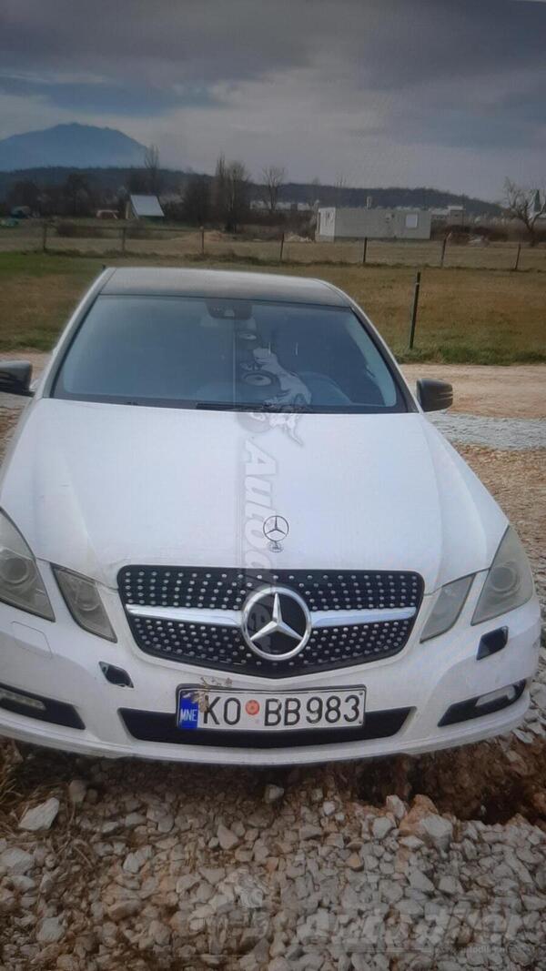 Mercedes Benz - E 220 - 2.2dci