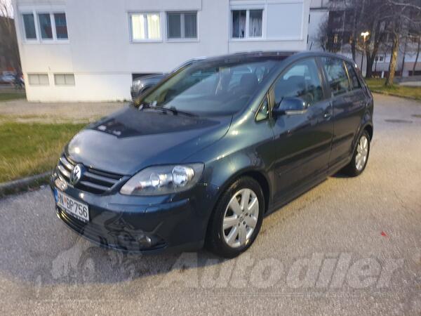 Volkswagen - Golf Plus - 1,9 TDI TOUR