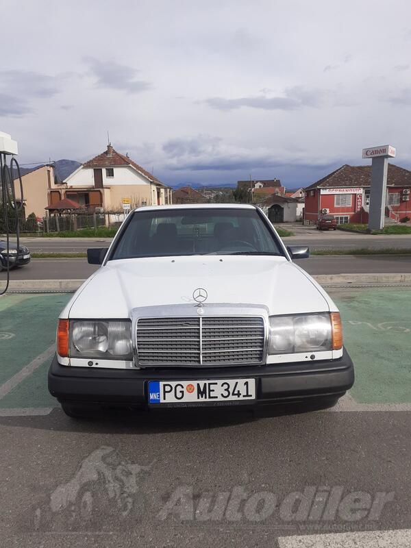Mercedes Benz - E 300 - 300d