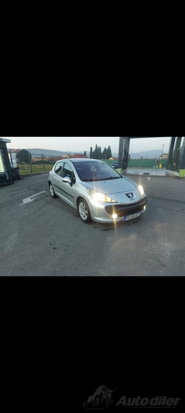Peugeot - 207 - 1.6 xs