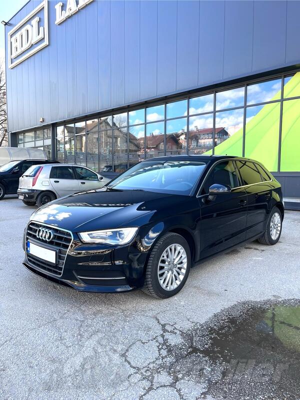Audi - A3 - 2.0 tdi S-TRONIC
