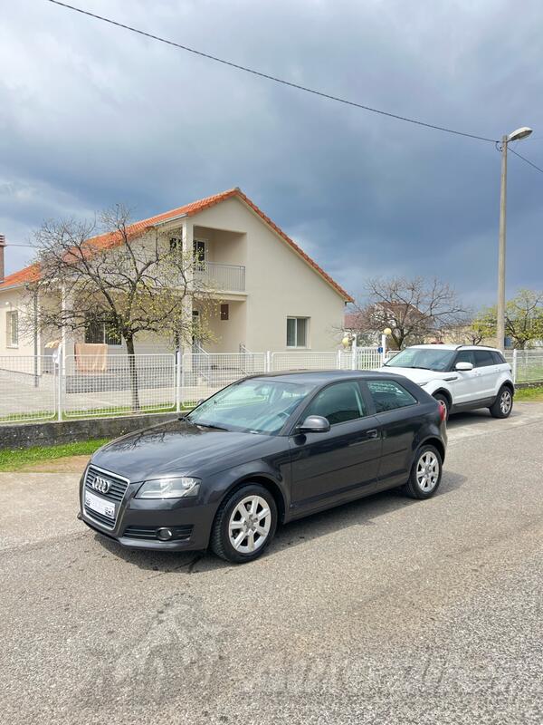 Audi - A3 - 1.6 TDI SPORTLINE