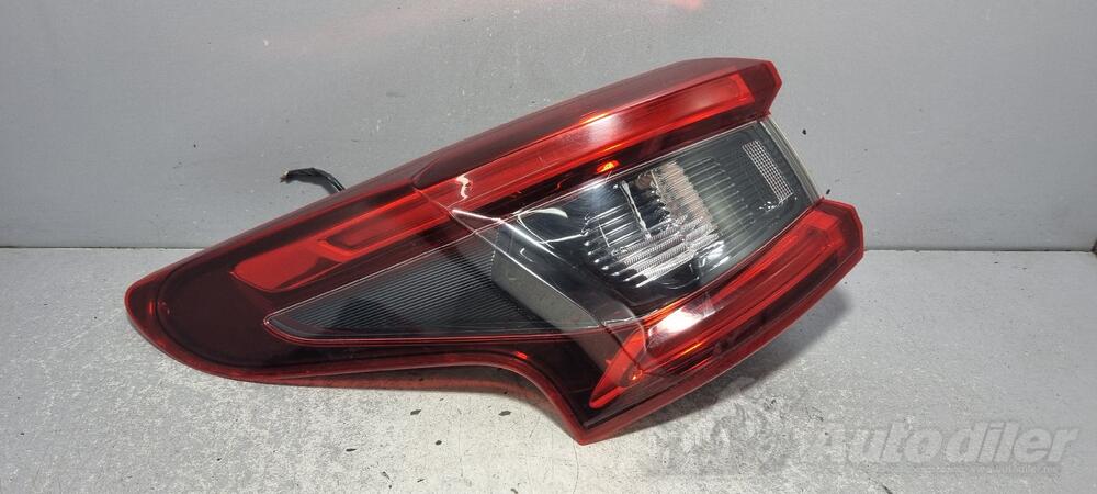 Lijevo stop svjetlo za Nissan - Qashqai - 2014-2017