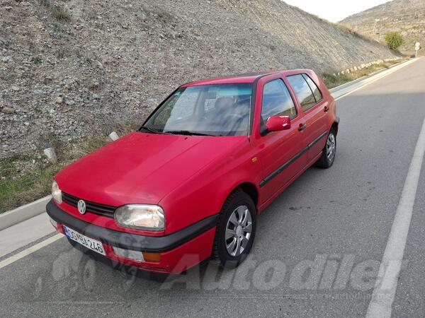 Volkswagen - Golf 3 - 1,6 benzin+plin