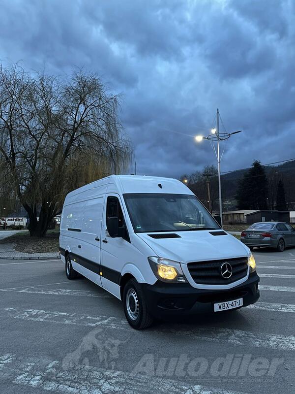 Mercedes Benz - SPRINTER