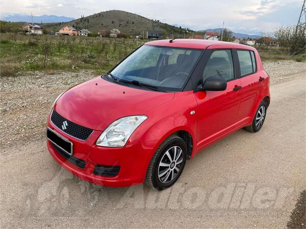 Suzuki - Swift - 1.3 SPORT