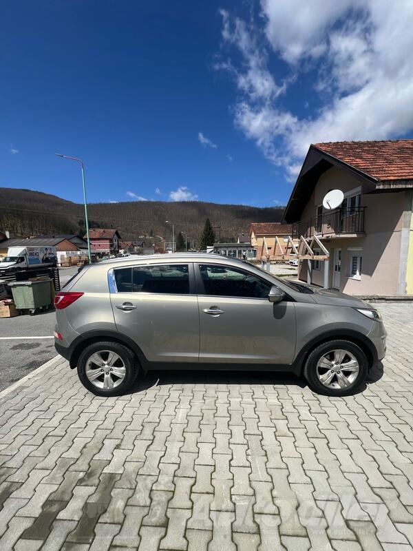 Kia - Sportage - 1.7 CRDI EX Urban