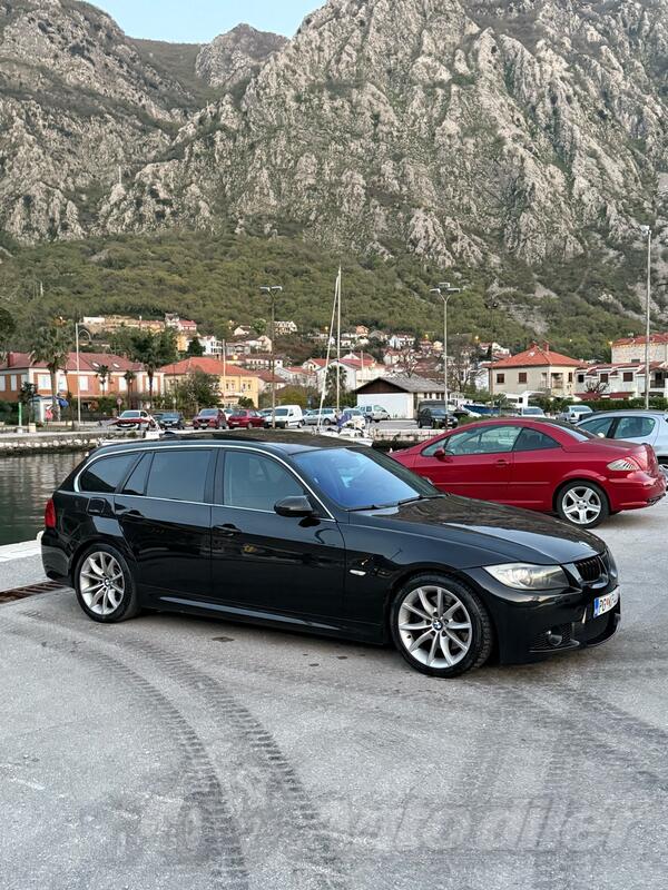 BMW - 330 - 3.0 X-drive