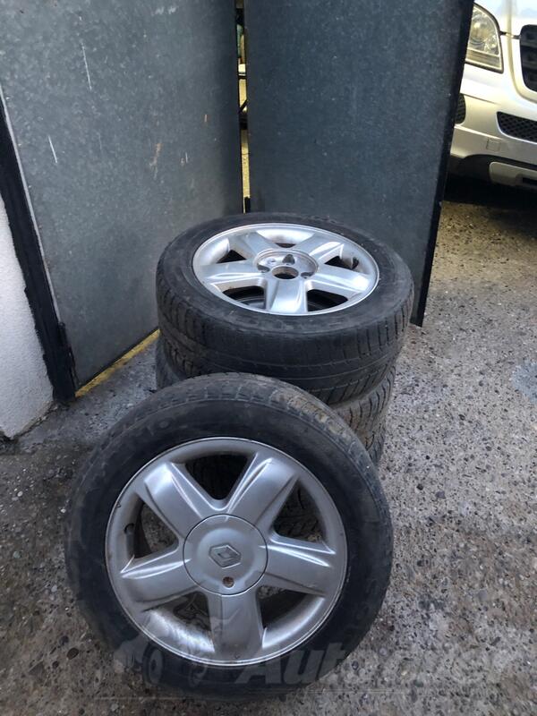 Fabričke felne i Fabričke gume