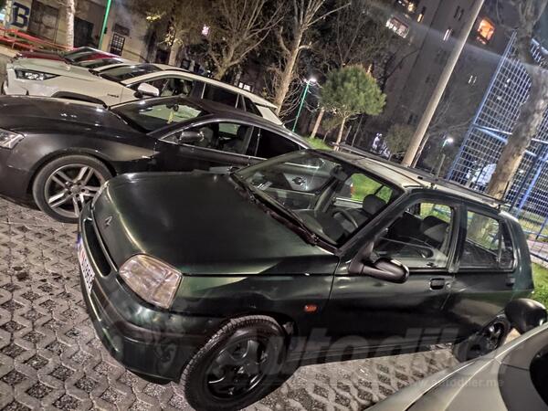 Renault - Clio - Energy 1.4 (8v)Benz+plin
