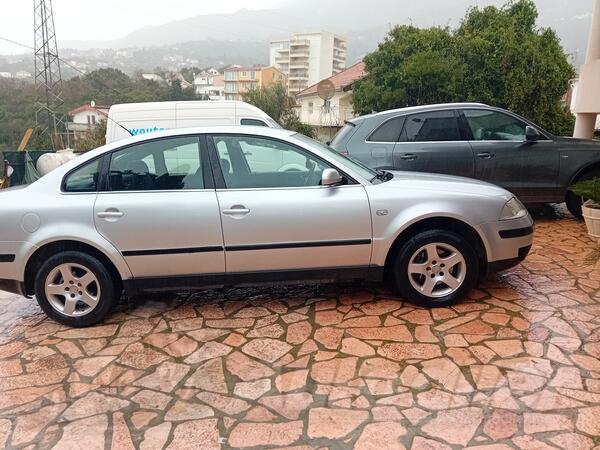 Volkswagen - Passat - 1.9