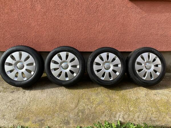 Fabričke felne i Michelin gume