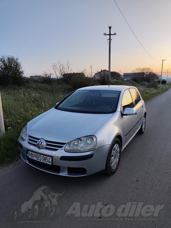 Volkswagen - Golf 5 - AUTOMATIK