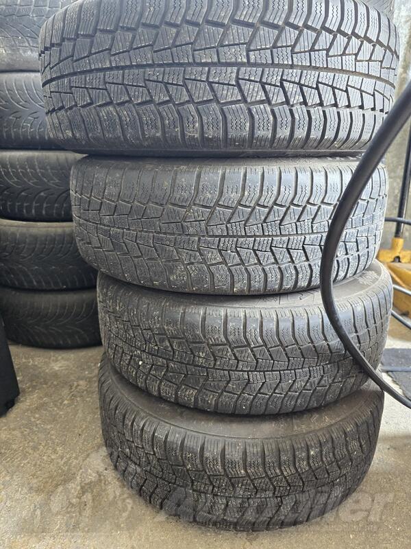 Fabričke rims and viking tires