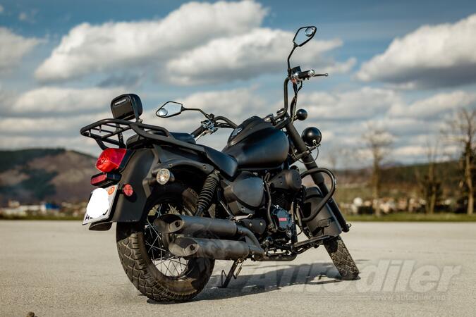 Harley-Davidson - hamachi