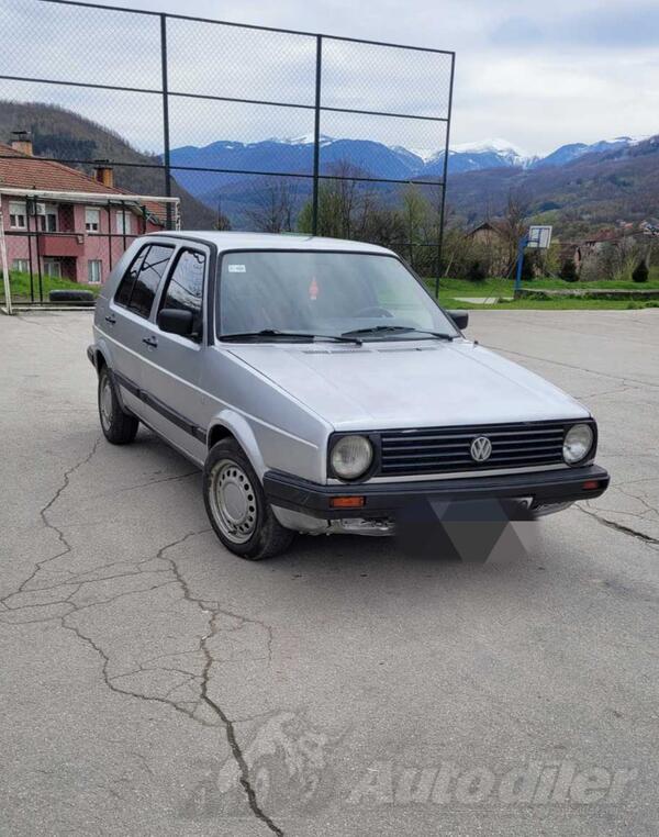 Volkswagen - Golf 2