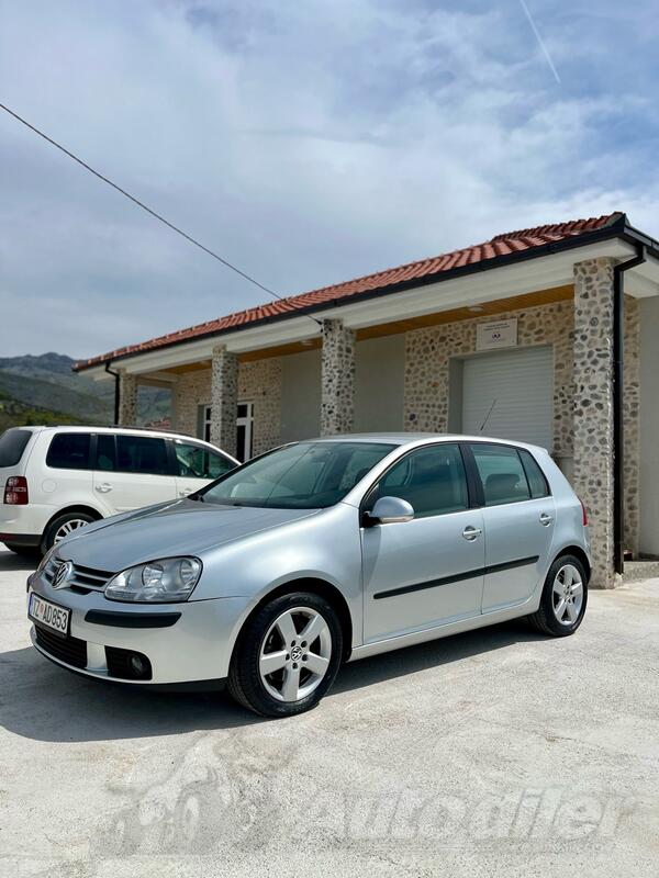 Volkswagen - Golf 5 - 1.9 TDI