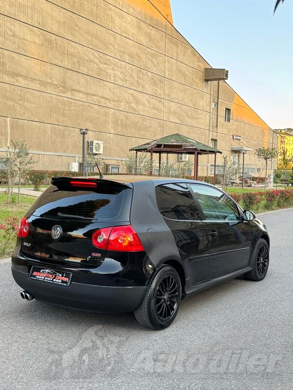 Volkswagen - Golf 5 - 1.9 TDI
