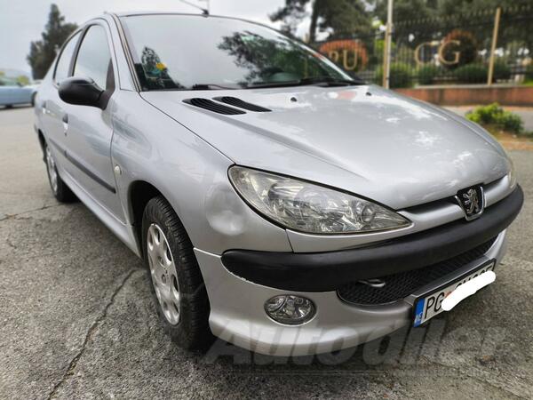 Peugeot - 206 - 1.4