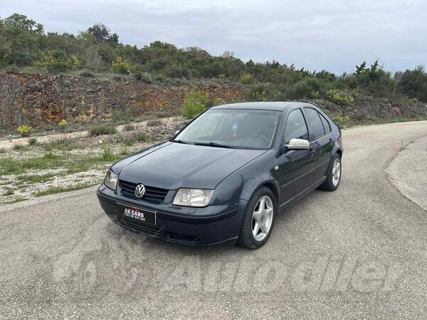 Volkswagen - Bora - 1.9 tdi