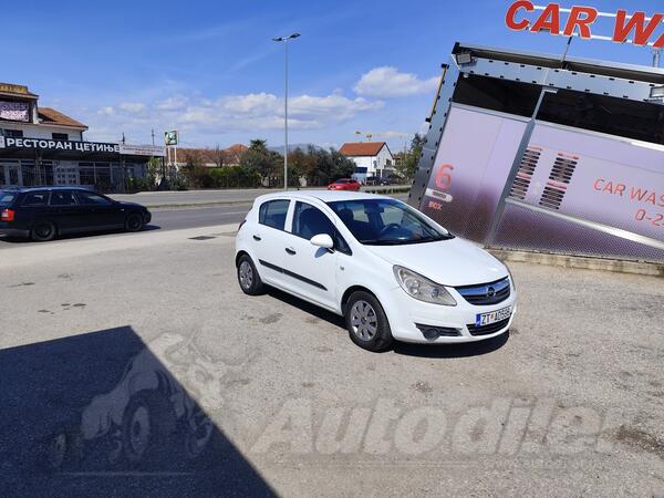Opel - Corsa