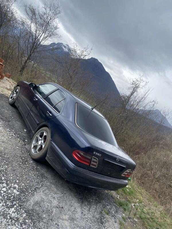 Mercedes Benz - E 220 - 220cdi