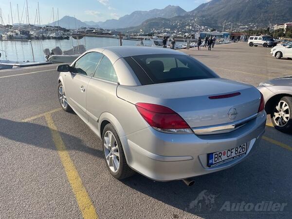 Opel - Astra - 1.8 twin top