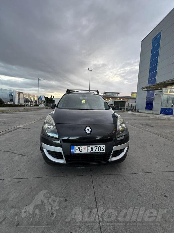 Renault - Scenic - 1.9 dci