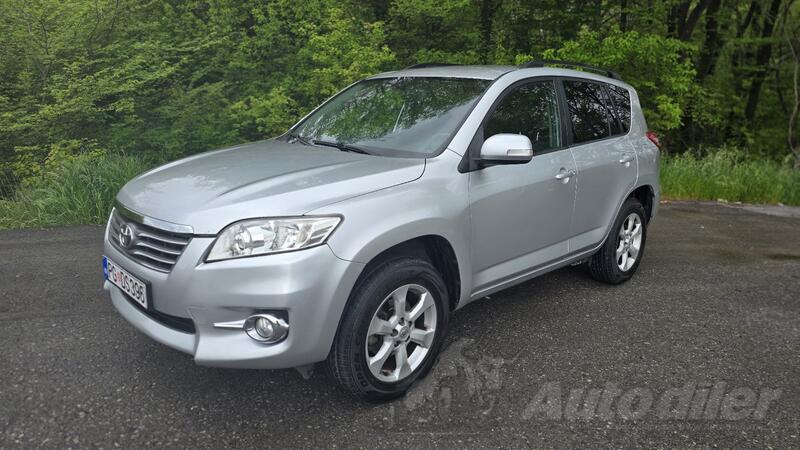 Toyota - RAV 4 - 2.2 D-4D 4x4