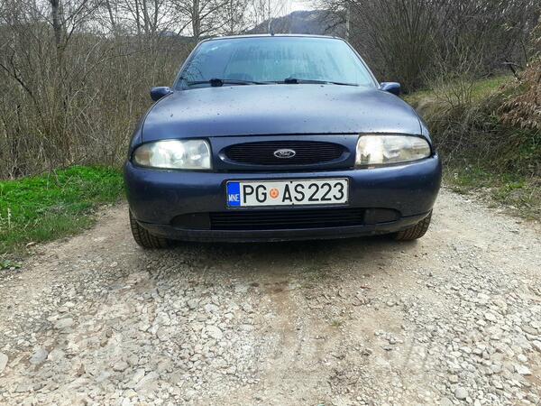 Ford - Fiesta - .