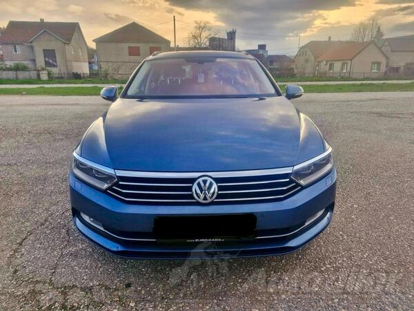 Volkswagen - Passat