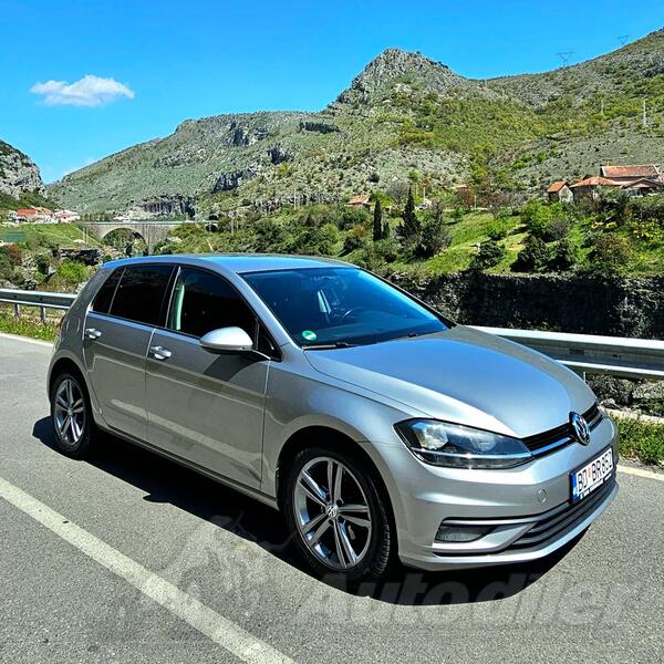 Volkswagen - Golf 7.5 - Golf 7.5 Trendline BlueMotion Technology 1.6 l TDI