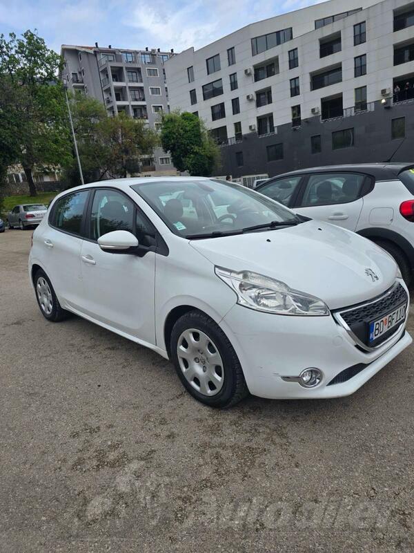 Peugeot - 208 - 1.4HDi